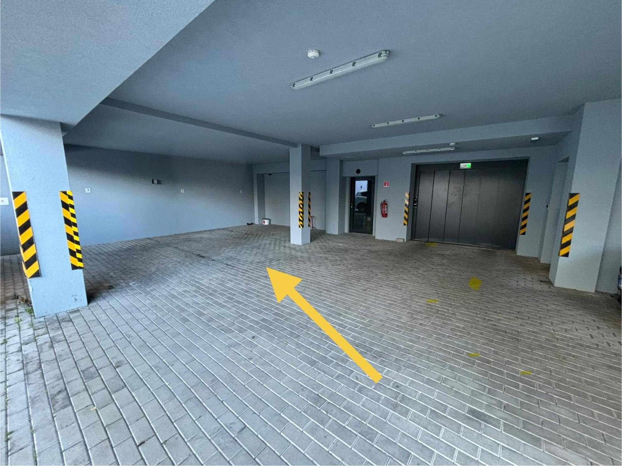 New Apartment 6 - Self Check In, Free Parking ブラチスラヴァ エクステリア 写真